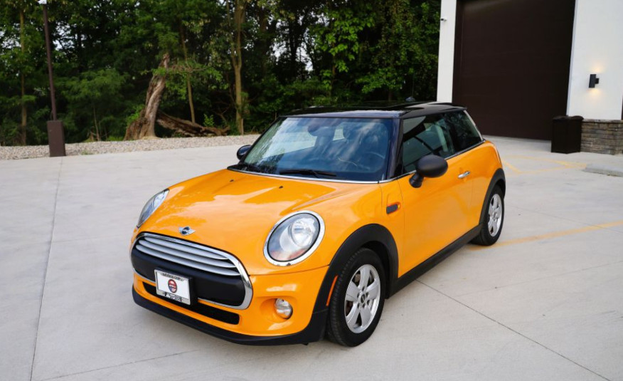 2015 MINI COOPER