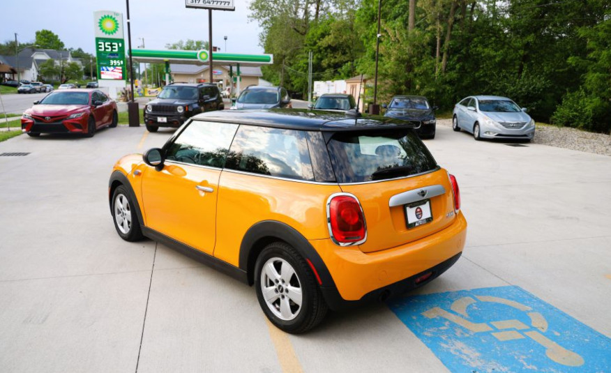 2015 MINI COOPER