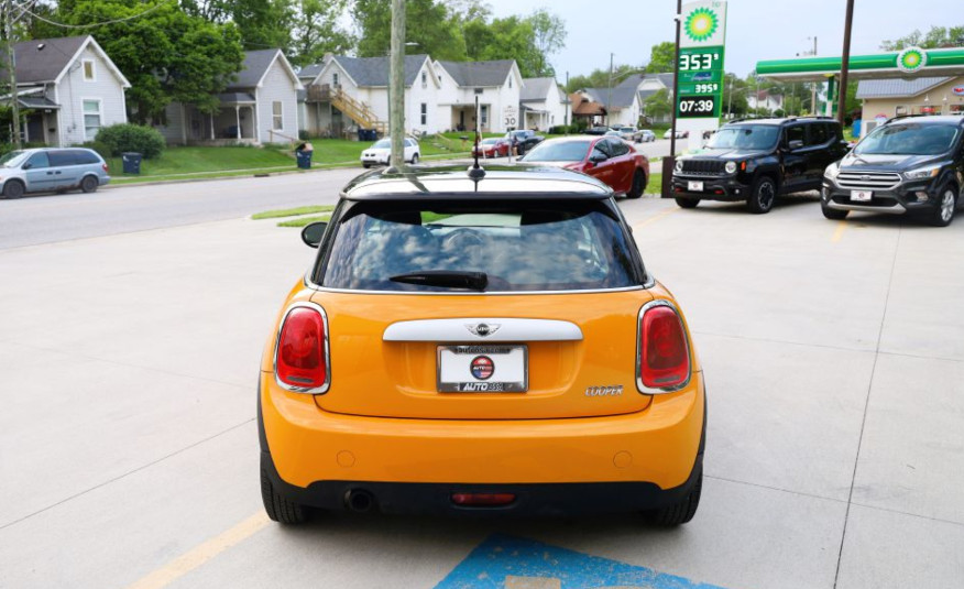 2015 MINI COOPER