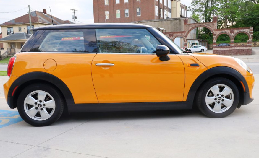 2015 MINI COOPER