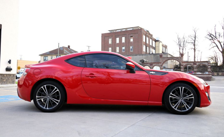 2016 SCION FR-S