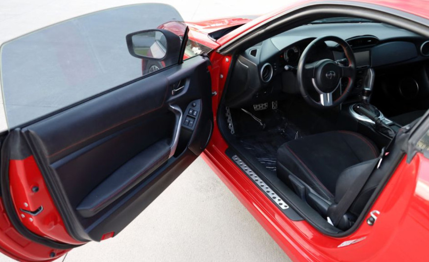 2016 SCION FR-S