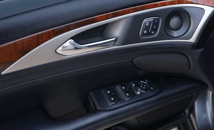 2018 LINCOLN MKZ
