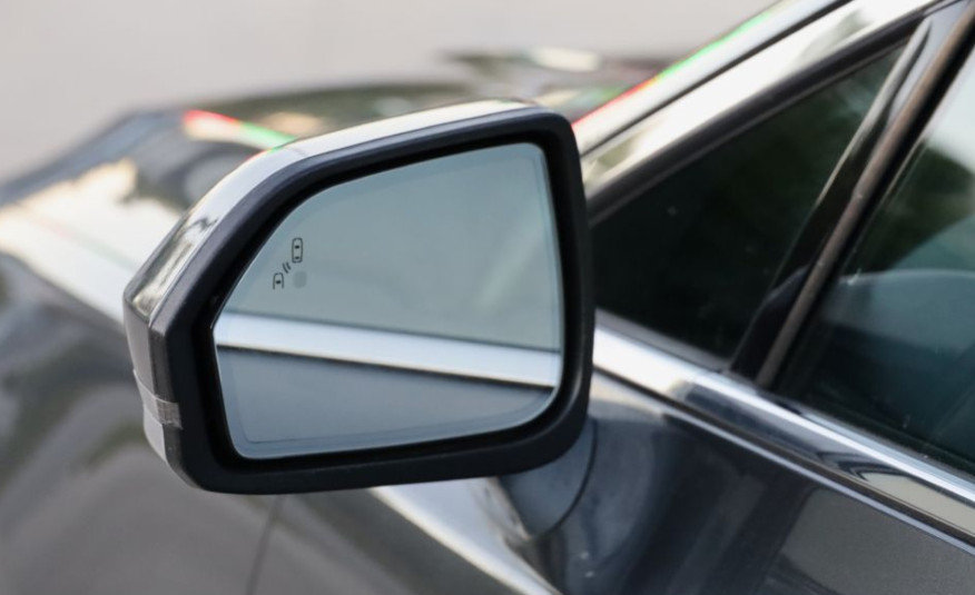 2018 LINCOLN MKZ